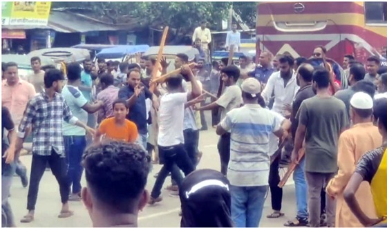 মহাসড়ক অবরোধের জের, সংঘর্ষে ১৫ জন আহত