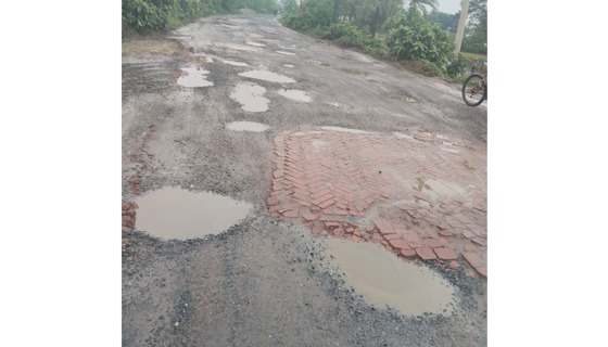 ভোগান্তির নাম ঝিনাইদহ-যশোর ৪৭ কিলোমিটার মহাসড়ক