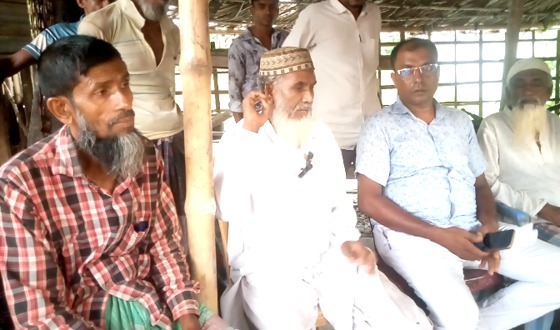 দিঘলিয়ার লাখোহাটিতে মিথ্যা মামলায় হয়রানির অভিযোগ