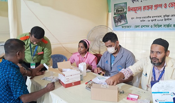 চাঁদপুরে জুলাই পুনর্জাগরণে বিনামূল্যে স্বাস্থ্যসেবা ক্যাম্প