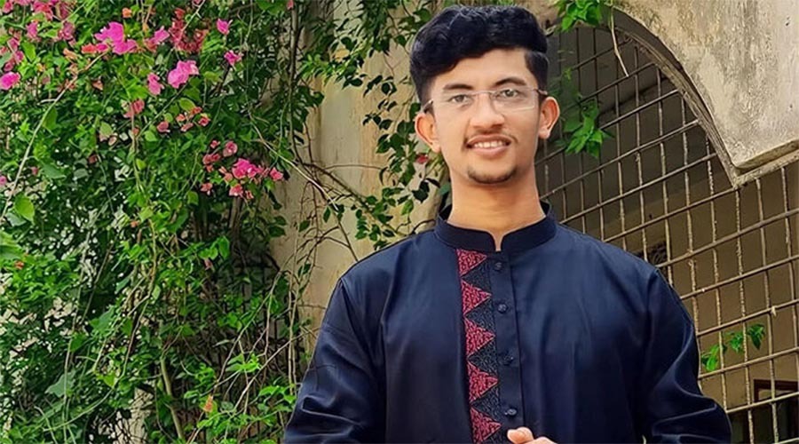 গ্রেফতার সমন্বয়ক রিয়াদের বাসায় বিপুল অঙ্কের চেক ও এফডিআর উদ্ধার