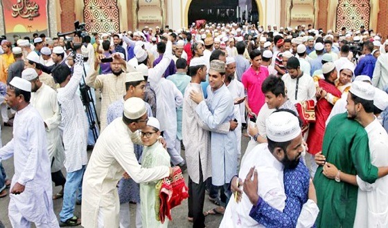 ত্যাগের মহিমায় উদযাপন হচ্ছে পবিত্র ঈদুল আজহা
