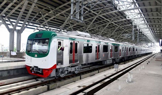 আজ চলছেনা মেট্রোরেল