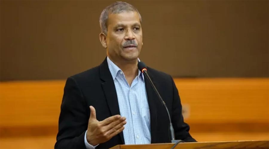 অন্যায় তদবিরে সাড়া না দিলে দালাল বলছেন অনেকে: আইন উপদেষ্টা