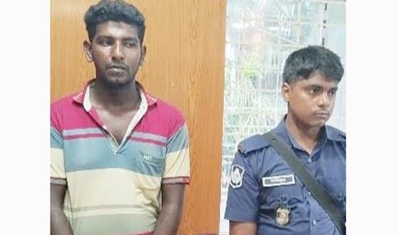 ডুমুরিয়ায় ভ্রাম্যমান আদালতে কচ্ছপ বিক্রেতার সাজা