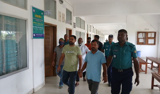 মানিক হত্যা মামলায় আ’লীগের ৫ নেতাকর্মী শ্যোন এরেস্ট