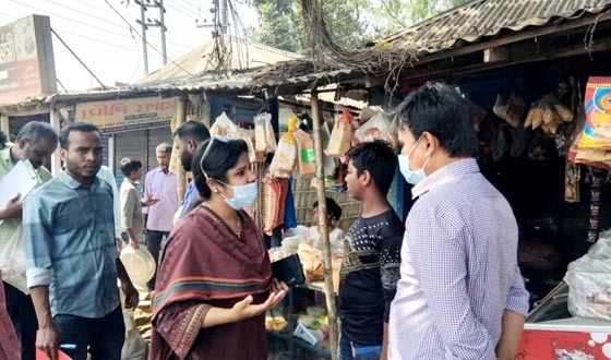 নীলফামারী পরিবেশ অধিদপ্তরের পলিথিন বিরোধী অভিযান