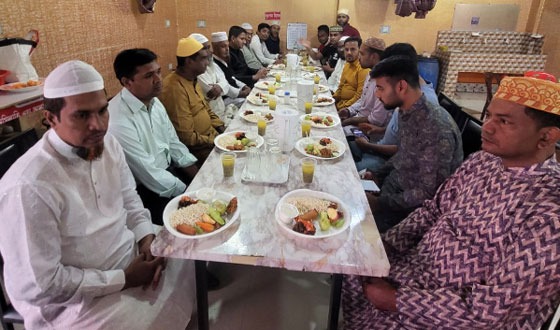 বুধহাটায় সুধী ও সাংবাদিকদের উদ্যোগে ইফতার মাহফিল