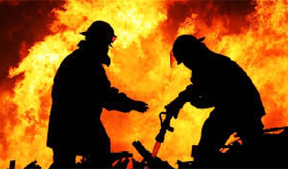 গাজীপুরে অ্যালুমিনিয়াম কারখানায় আগুন, নিয়ন্ত্রণে ফায়ার সার্ভিস