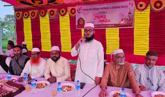 দক্ষিণবঙ্গ আল জামিয়াতুস সালাফিয়্যাহ ও এতিমখানার দোয়া ও ইফতার মাহফিল