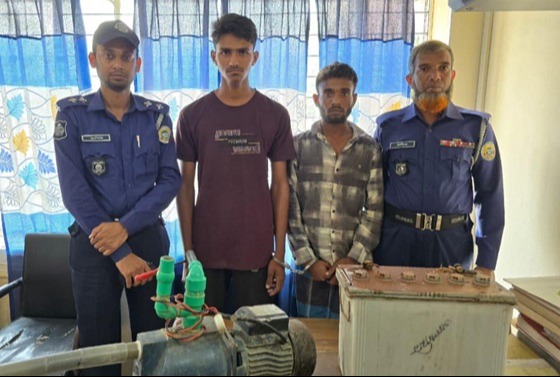 ইন্দুরকানীতে চোরাই মাল'সহ দুই চোর আটক