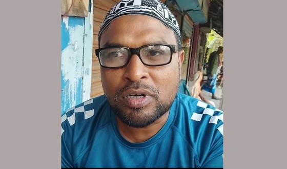 রূপসায় ব্যবসায়ীকে পেট্রোল বোমা নিক্ষেপ করে  হত্যার চেষ্টা