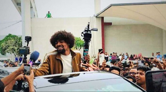 যুক্তরাজ্য ফিরে গেলেন হামজা