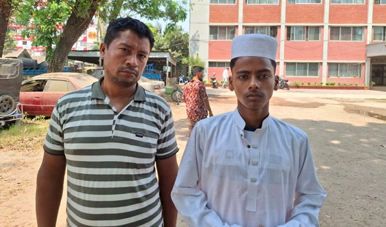 গজারিয়ায় মহাসড়কে ফিল্মি স্টাইলে ছিনতাই