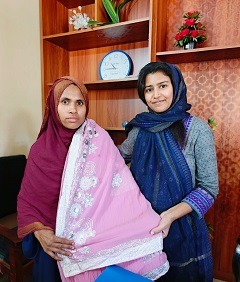 হোসেনপুরে অসহায় নারীদের ৫০০ শাড়ি বিতরণ