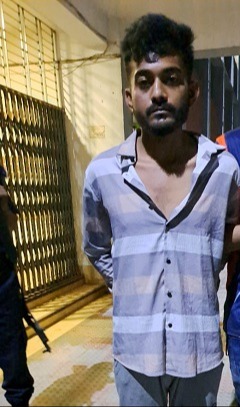 গজারিয়ায় মহাসড়কে মাইক্রোতে ছিনতাইয়ের  ঘটনায় গ্রেফতার  ১