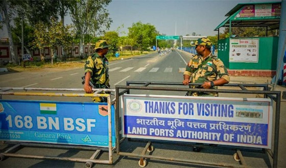 পাকিস্তান থেকে পণ্য আমদানিতে নিষেধাজ্ঞা ভারতের