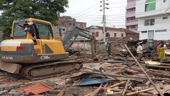 টঙ্গীতে অবৈধ স্থাপনা উচ্ছেদ