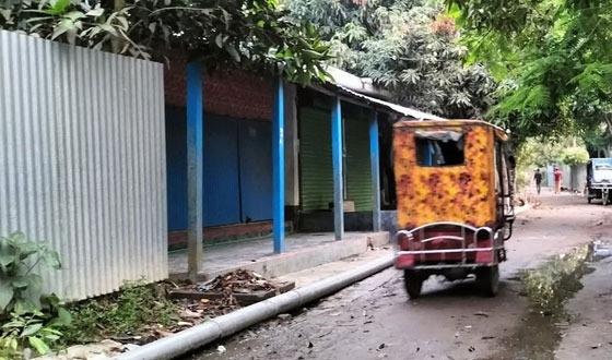 গজারিয়া বজ্রপাতে এক যুবক আহত