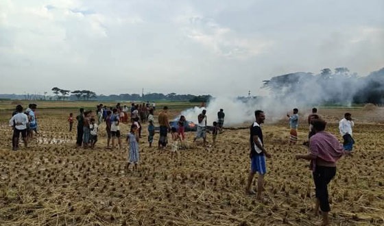 বজ্রপাতে ১৪ শতাংশ জমির ধানের খড় পুড়ে গেছে