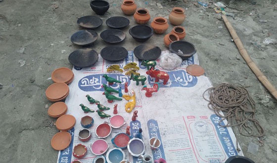 চিলমারীর ঐতিহ্যবাহী মৃৎশিল্প বিলুপ্তির পথে