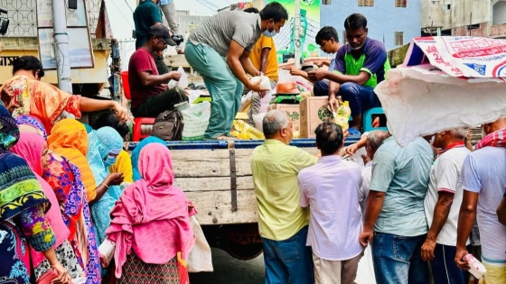 রাজশাহীতে টিসিবির পণ্য বিক্রি শুরু, মূল্য বৃদ্ধিতে ক্ষুব্ধ ভোক্তারা