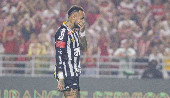 নেইমারের প্রত্যাবর্তনের ম্যাচে হারের মুখ দেখলো সান্তোস