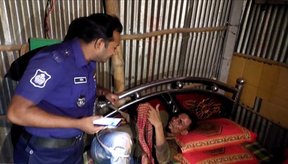 বগুড়া গাবতলীতে ককটেল বিস্ফোরণে আহত ১