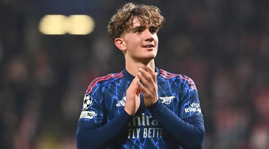 চ্যাম্পিয়ন্স লিগে ইতিহাস গড়লেন আর্সেনালের কিশোর ম্যাক্স ডোম্যান