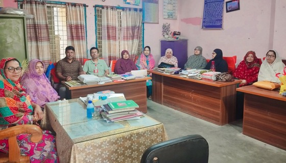 গফরগাঁওয়ে সরকারি প্রাথমিক বিদ্যালয়ে পূর্ণদিবস কর্মবিরতি