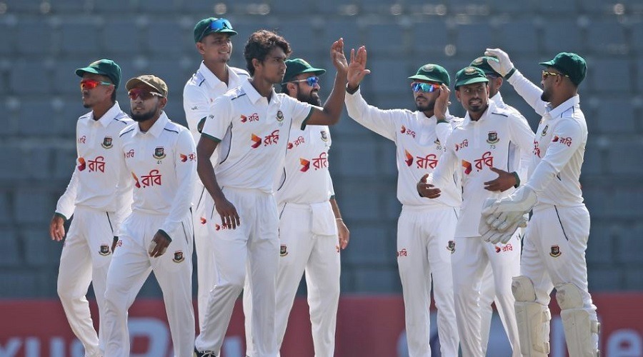 স্বস্তিতে দিন শেষ করলো টাইগাররা