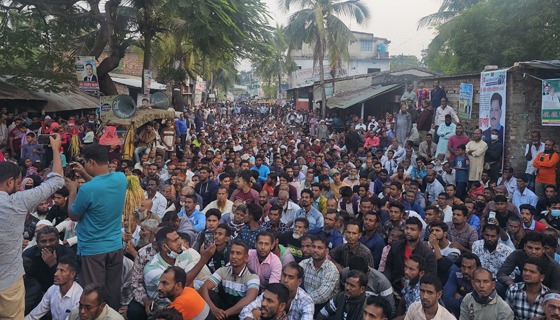 সাতক্ষীরা-৩ আসনে ডা. শহিদুল আলমের মনোনয়নের দাবিতে অবস্থান কর্মসূচি