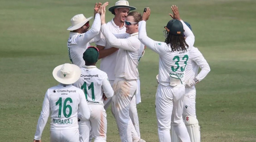 ইয়ানসেন ঝড়ে কুপোকাত ভারত