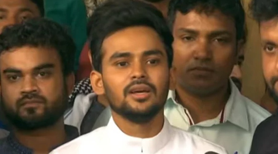 নির্বাচনে জড়ানোর আগেই পদত্যাগ করা উচিৎ, তাই করছি: উপদেষ্টা আসিফ