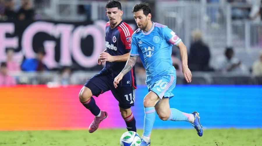 মেসির অ্যাসিস্টের হ্যাটট্রিক