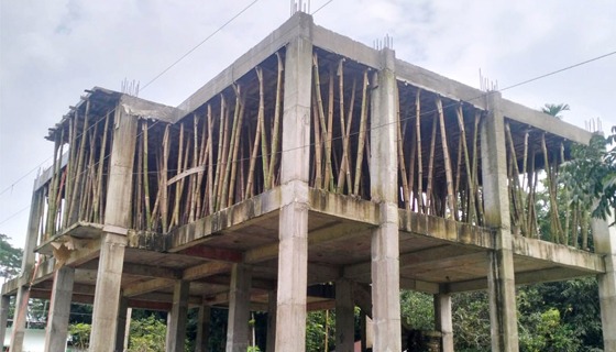 সরকারি ভবন নির্মাণে শ্রমিকলীগ নেতার বাঁধা