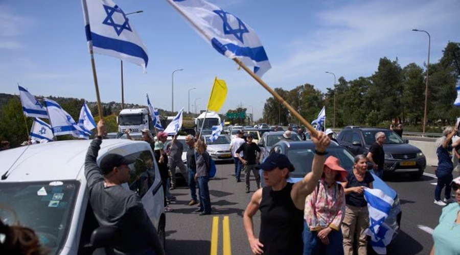 গাজা থেকে ২০ জিম্মিকে মুক্ত করে হস্তান্তর: আইডিএফ