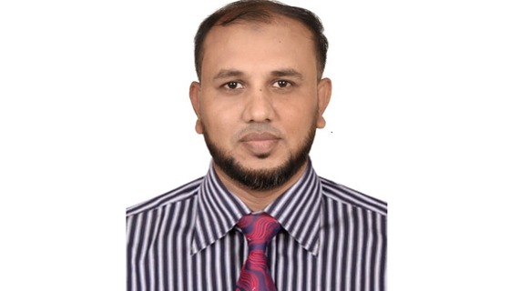 অসহায় রোগীর পাশে মোকারম ফাউন্ডেশনের চেয়ারম্যান