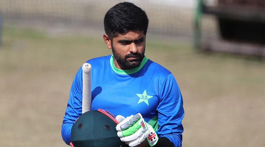 পাকিস্তানের টি-টোয়েন্টি দলে ফিরলেন বাবর আজম