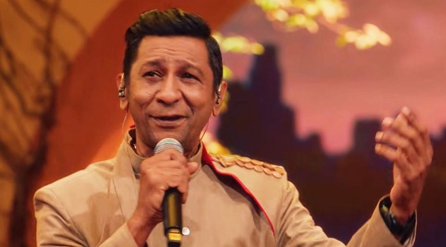 ‘ক্যাফে’ দিয়ে তুহীনের চমক