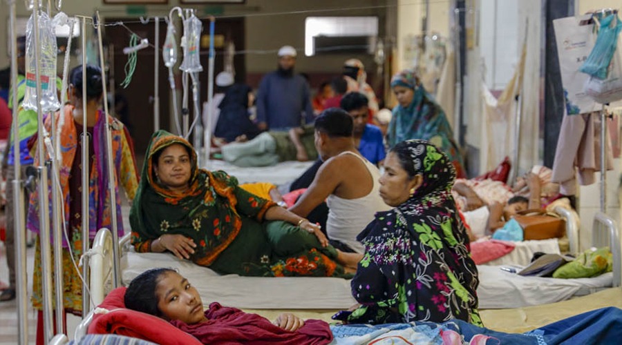 ডেঙ্গুতে একদিনে ঝলর ৬ প্রাণ, হাসপাতালে ভর্তি ৯৮৩