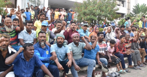 রাসিকের শ্রমিক-কর্মচারীদের বেতন বৃদ্ধির দাবিতে আন্দোলন