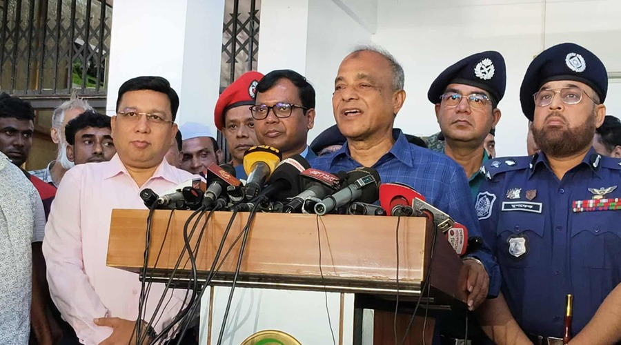 নির্বাচনে নৌ-বিমান বাহিনীও দায়িত্বে থাকবে: স্বরাষ্ট্র উপদেষ্টা