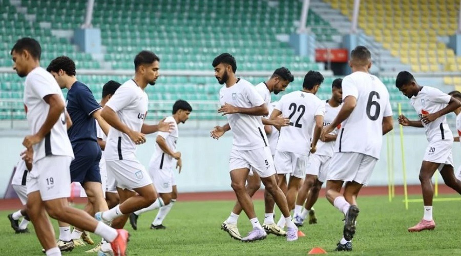 উত্তপ্ত নেপালে আটকা পড়েছেন জামালরা