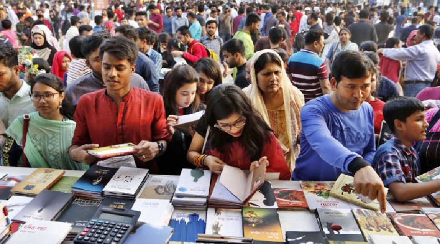 একুশে বইমেলা এবার ডিসেম্বরে শুরু