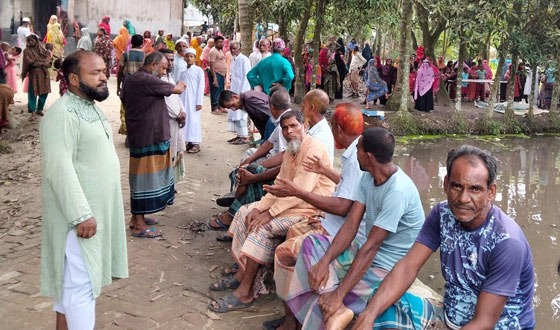 রাণীনগরে পুকুরে ভাসছিল দুই ভাইয়ের মরদেহ