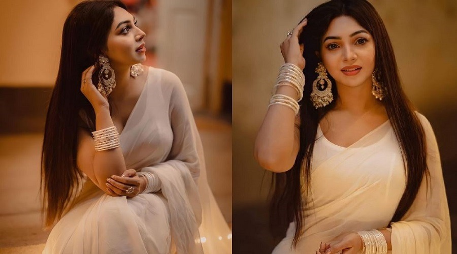 বুকে ব্যথা লুকিয়ে মুখে হাসি রেখেছি : প্রভা