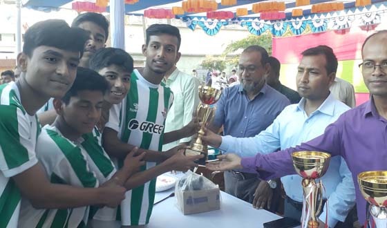 ধামইরহাটে মাধ্যমিক পর্যায়ের গ্রীষ্মকালীন ক্রীড়া প্রতিযোগিতা