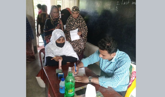 কয়রায় বিনামূল্যে চক্ষু শিবির ক্যাম্প অনুষ্ঠিত