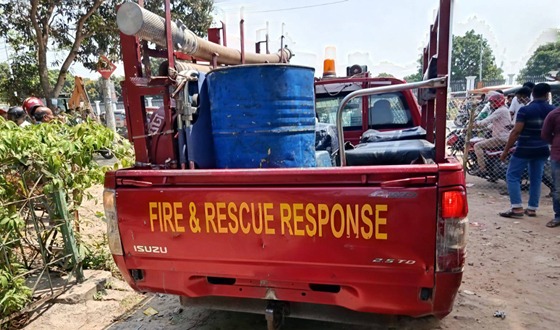 ভুয়া চাহিদাপত্রে তেল নিতে গিয়ে ধরা ফায়ার সার্ভিসের ৪ কর্মী